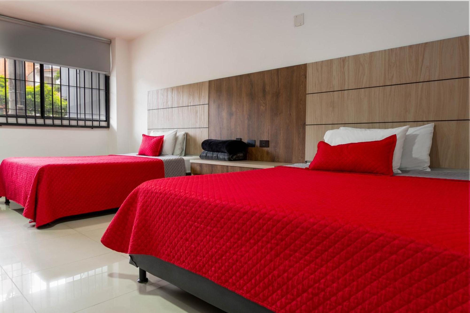 Hotel Ofix Medellin Exterior photo