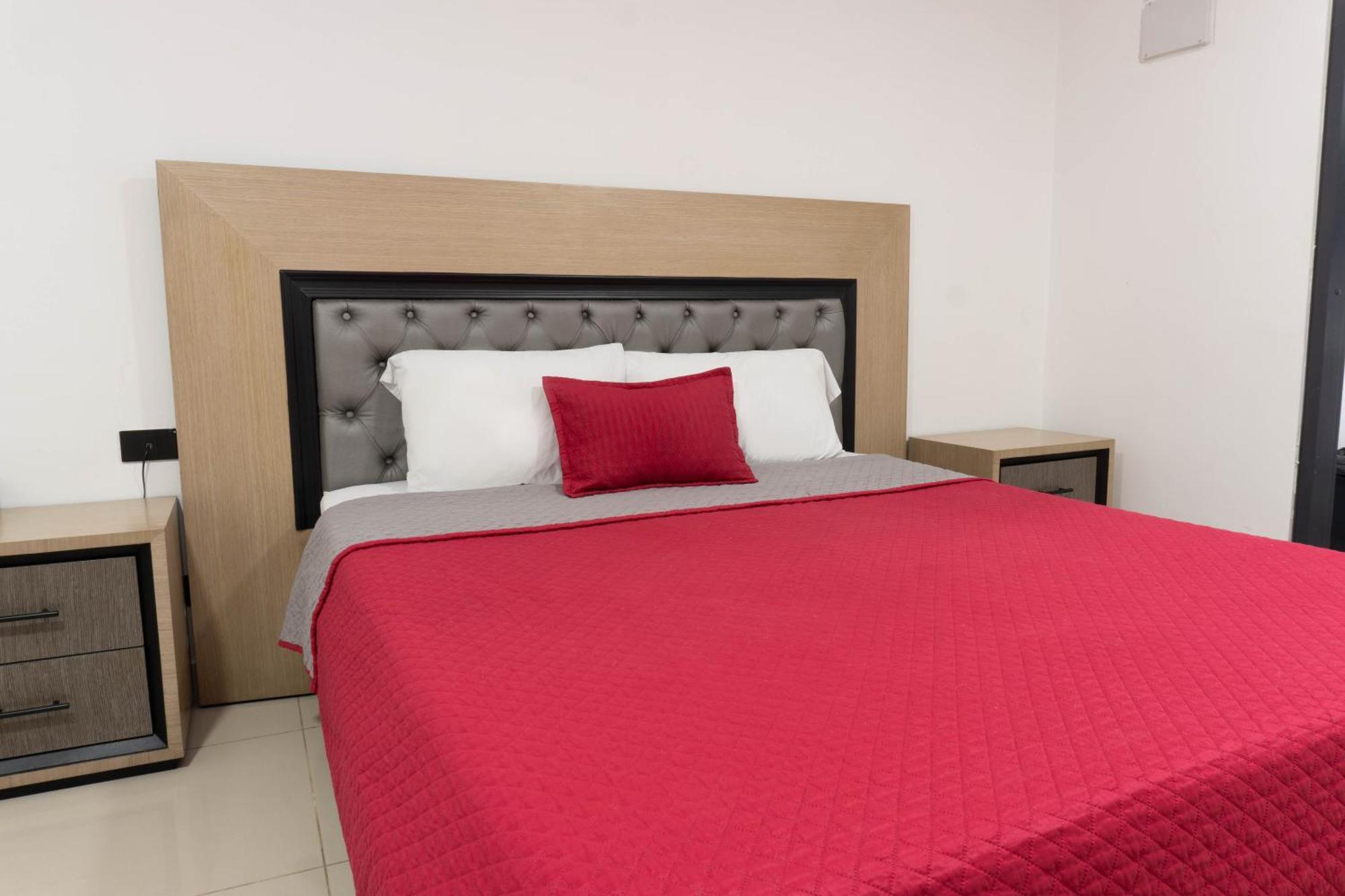 Hotel Ofix Medellin Exterior photo